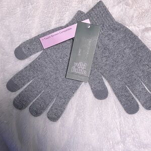 Wild Fable Light Gray Knit Gloves